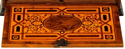 Cabinet à monnaies Louis XIV